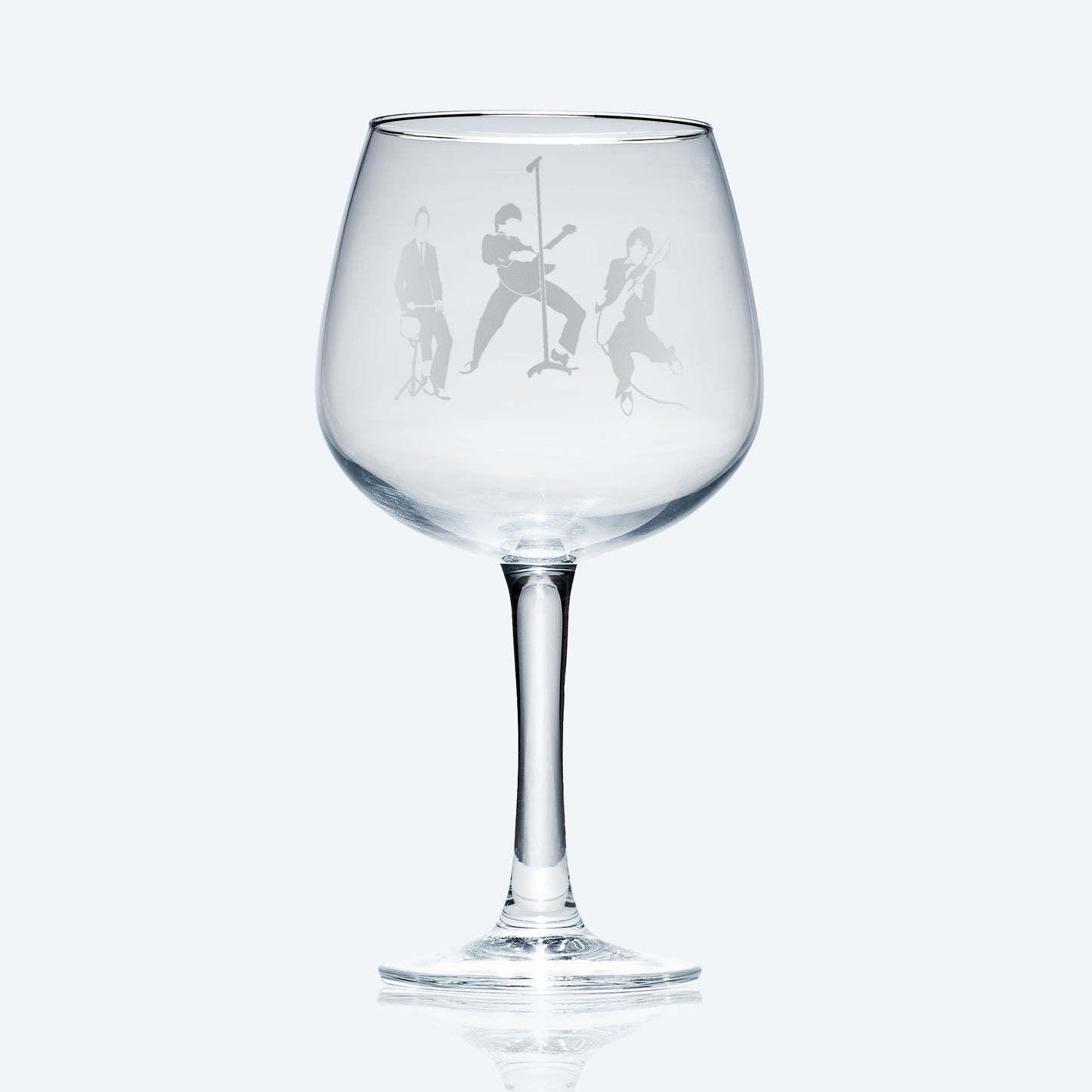 Engraved gin glass featuring the silhouette of The Jam’s three band members – a Mod revival tribute glass for music lovers