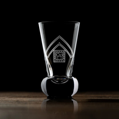 Masonic firing glass engraved with Past Master collar jewel, featuring the Square with the 47th Problem of Euclid pendant inside