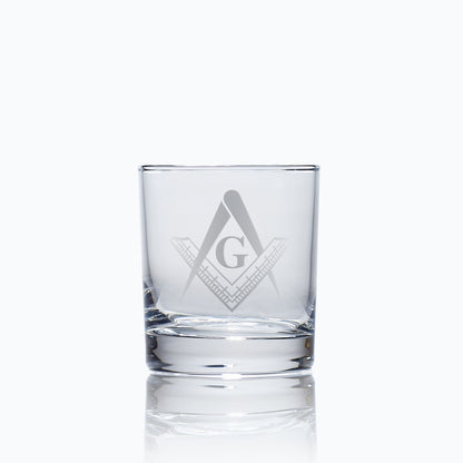 Masonic whisky glass engraved with a 2nd degree square and compass and G