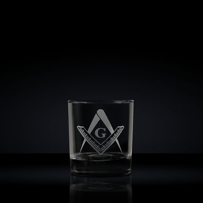 Masonic whisky glass engraved with 1st degree square and compass with a G