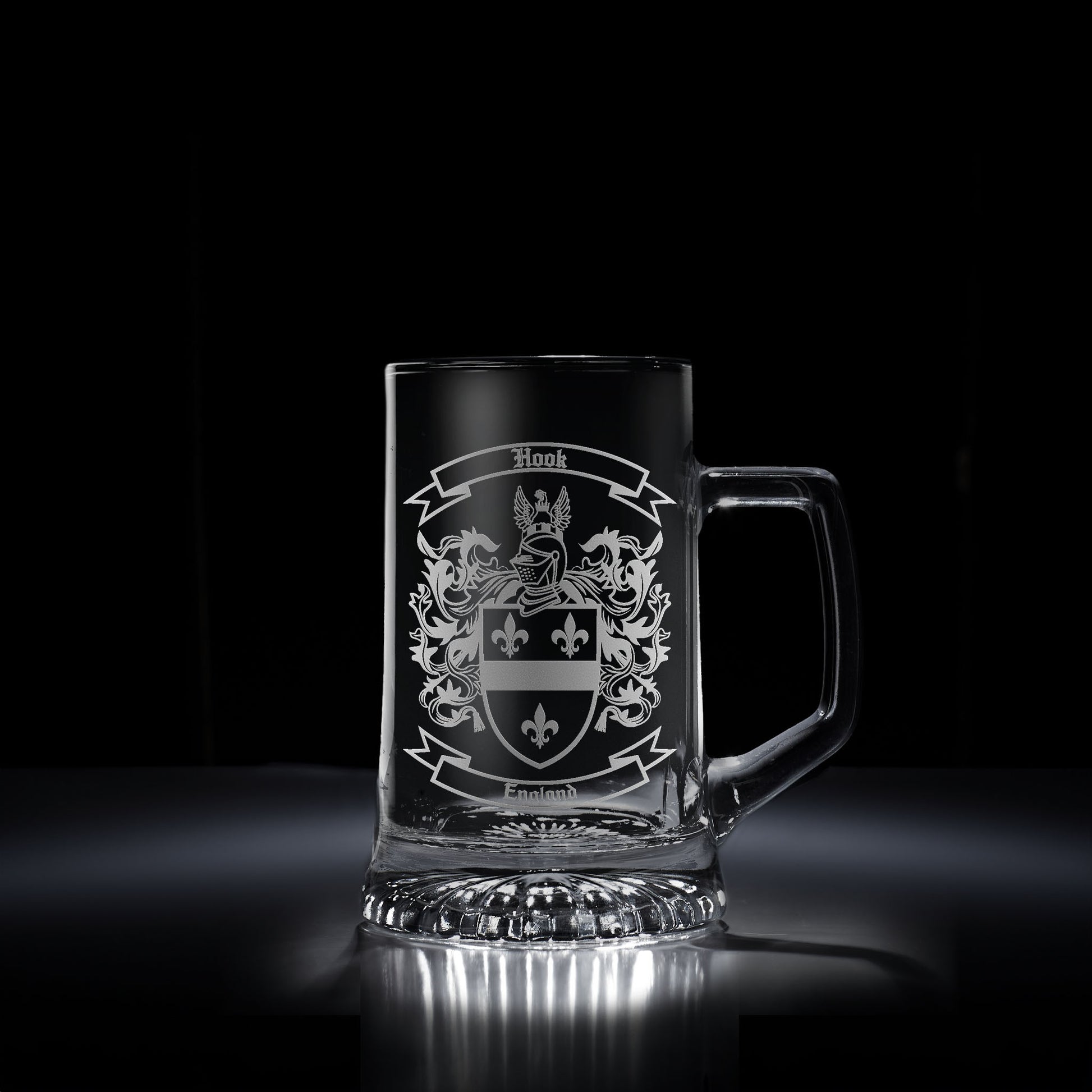 personalised glass tankard engraved with the hook family coat of arms