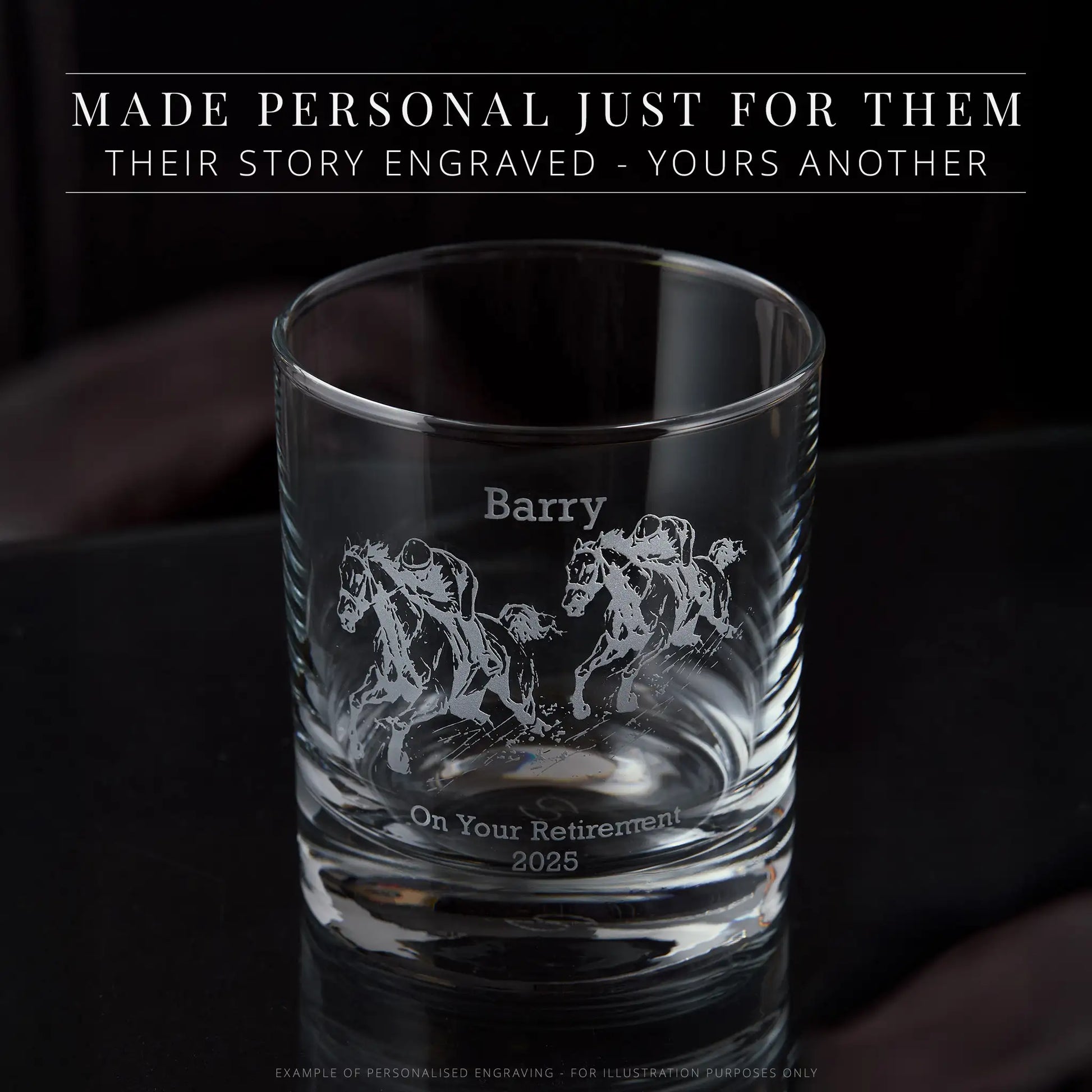 Engraved whisky glass with galloping racehorses – personalised gift for racehorse owners and equestrian fans