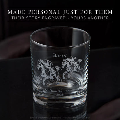 Engraved whisky glass with galloping racehorses – personalised gift for racehorse owners and equestrian fans
