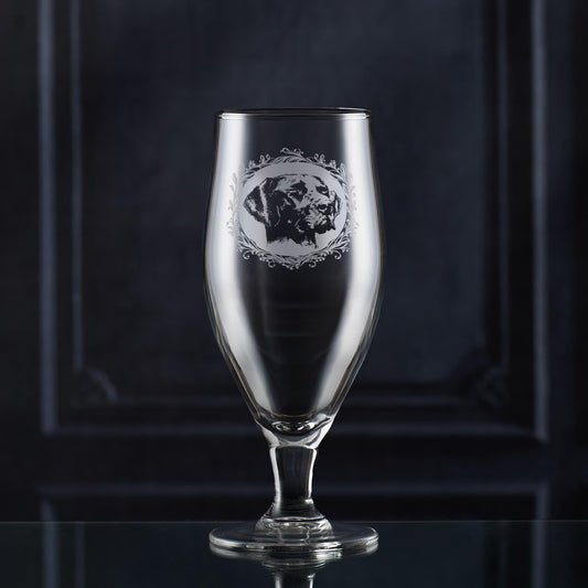 Stemmed Beer Glass with engraved german shorthaired pointer portrait in circular frame.