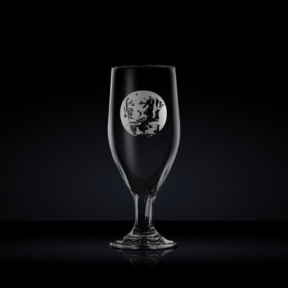 engraved chalice style stemmed beer glass etched with a portrait of golden retriever dog