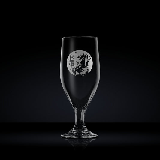 engraved chalice style stemmed beer glass etched with a portrait of golden retriever dog