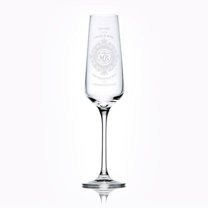 Groom champagne flute engraved with name, date, or message – a personalised glass for wedding day toasts