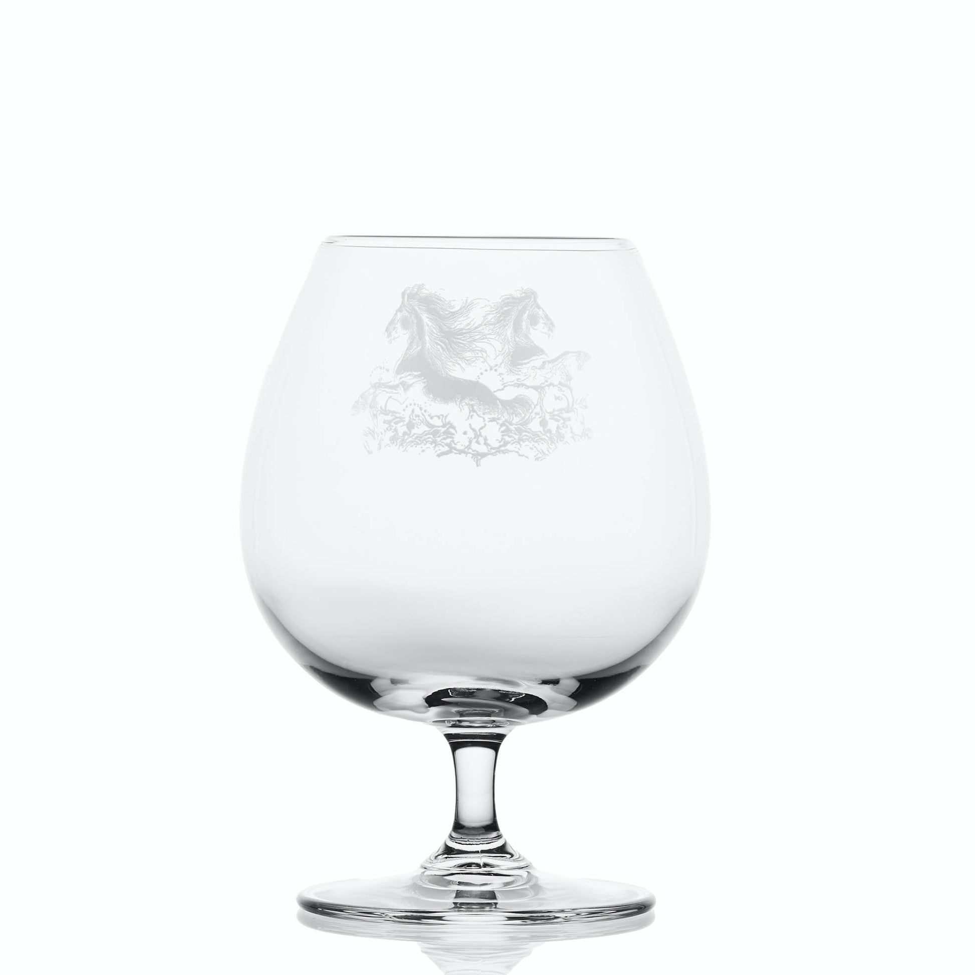 Traditional 550ml brandy balloon glass engraved with Scottish water horses