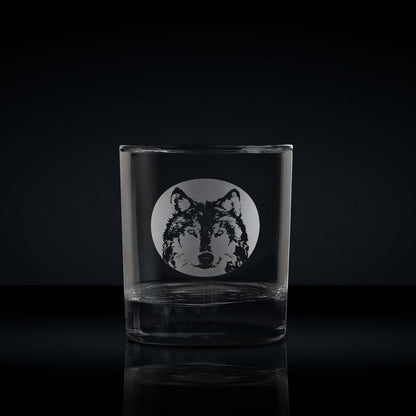 engraved whisky glass etched with a portrait of a siberian husky dog