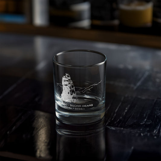 whisky tumbler engraved with sgurr dearg cuillin mountain isle of skye