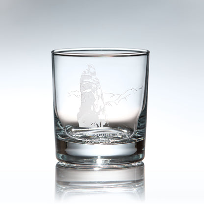 whisky tumbler engraved with sgurr dearg cuillin mountain isle of skye