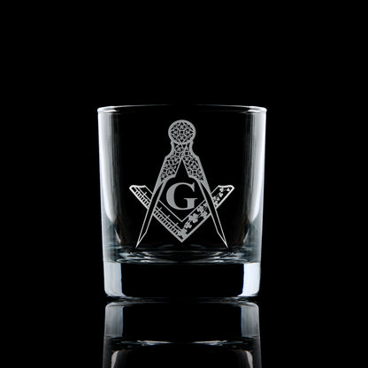 masonic whisky glass engraved with an irish craft officers past master sqaure and compass collar jewel 