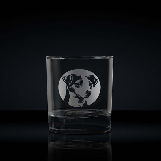 engraved whisky glass etched with a portrait of a jack russell terrier dog