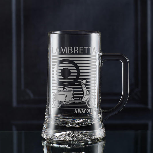 Glass tankard engraved with a classic Lambretta Li Special illustration