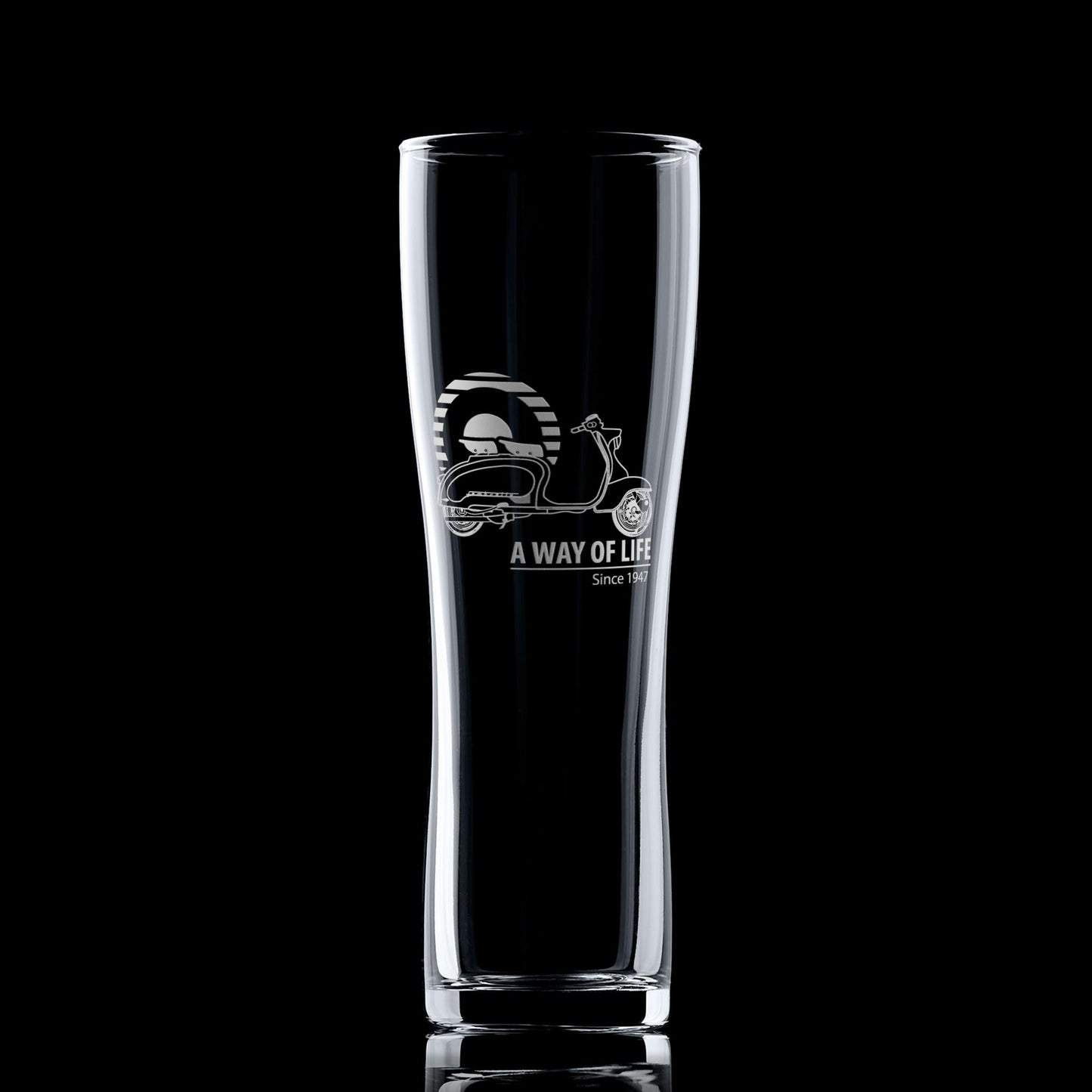 Lambretta LI Series 1 pint glass with Mod target design on dark background