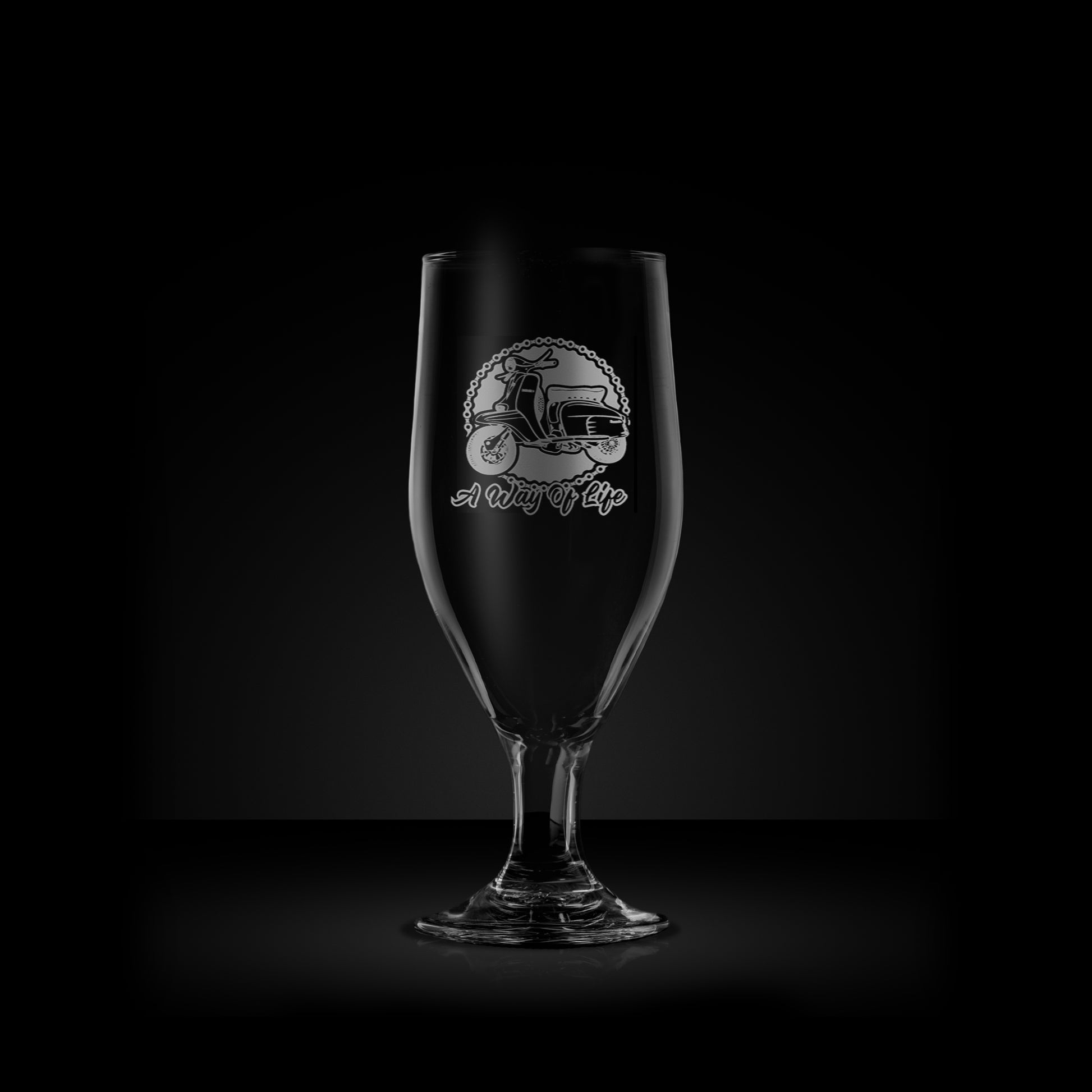 engraved stemmed beer glass glass featuring a lambretta Li special scooter design