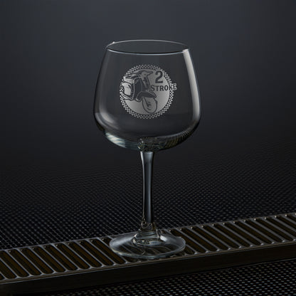 Balloon gin glass engraved with a series 3 lambretta scooter