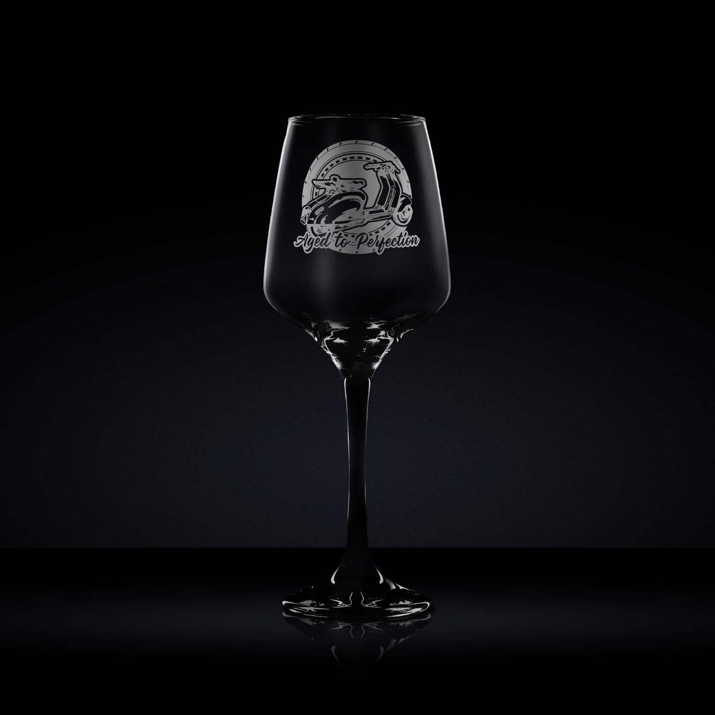 engraved wine glass etched with a series 1 lambretta scooter