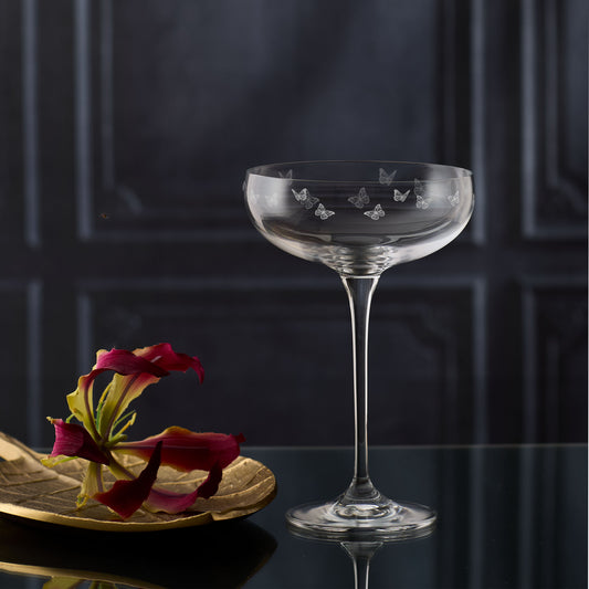 Le Jardin 240 ml champagne coupe with 360° hand-engraved butterflies wraparound design