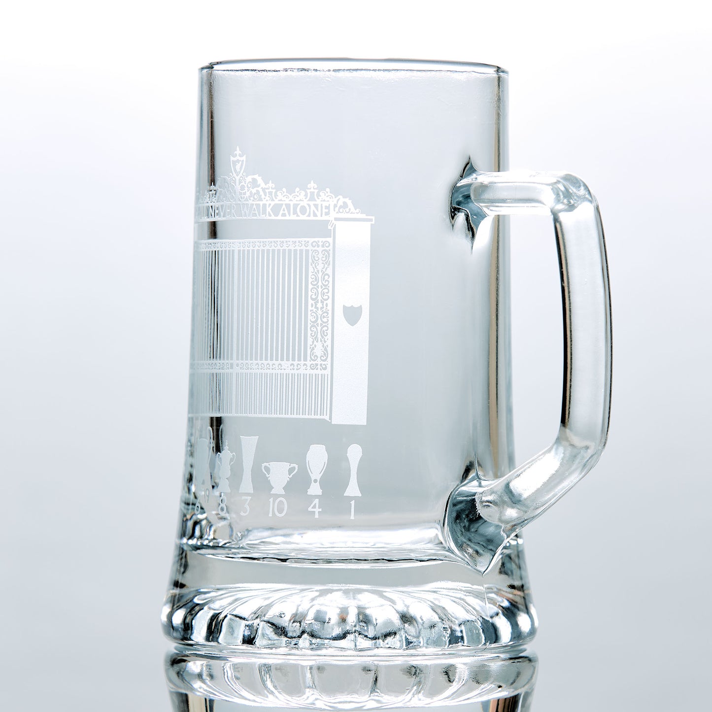 glass tankard engraved with LFC shankly gates and trophies