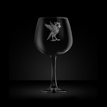 liverpool engraved gin glass etched with the liverbird bertie