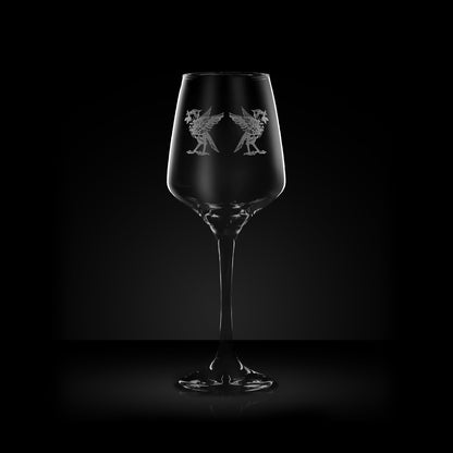 liverpool wine glass engraved with liverbirds bella and bertie