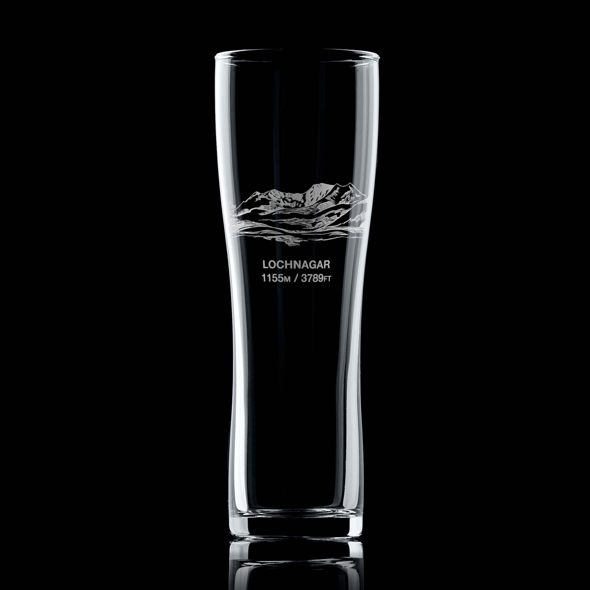Lochnagar engraved pint glass featuring Miekle Pap
