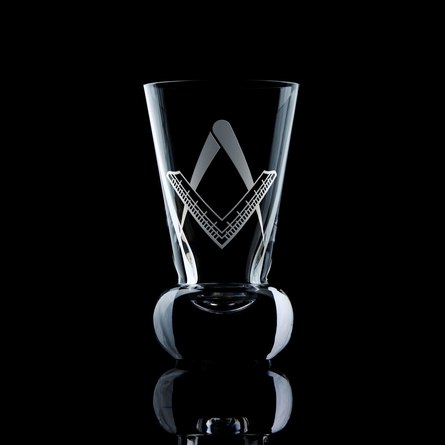 masonic firing glass engraved with a entered apprentice square and compass