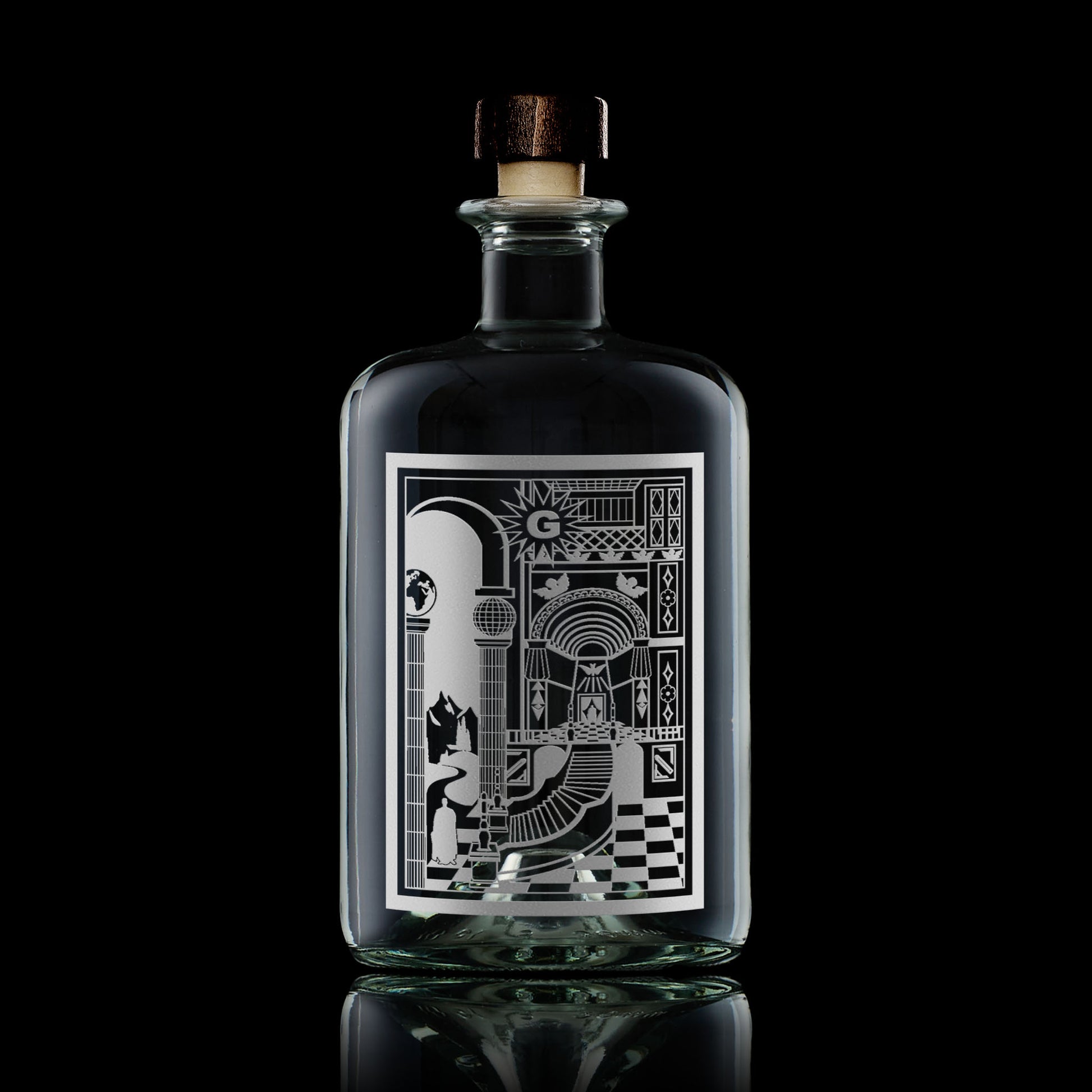 Engraved apothecary-style decanter featuring the Masonic Second Degree Tracing Board, with optional personalisation