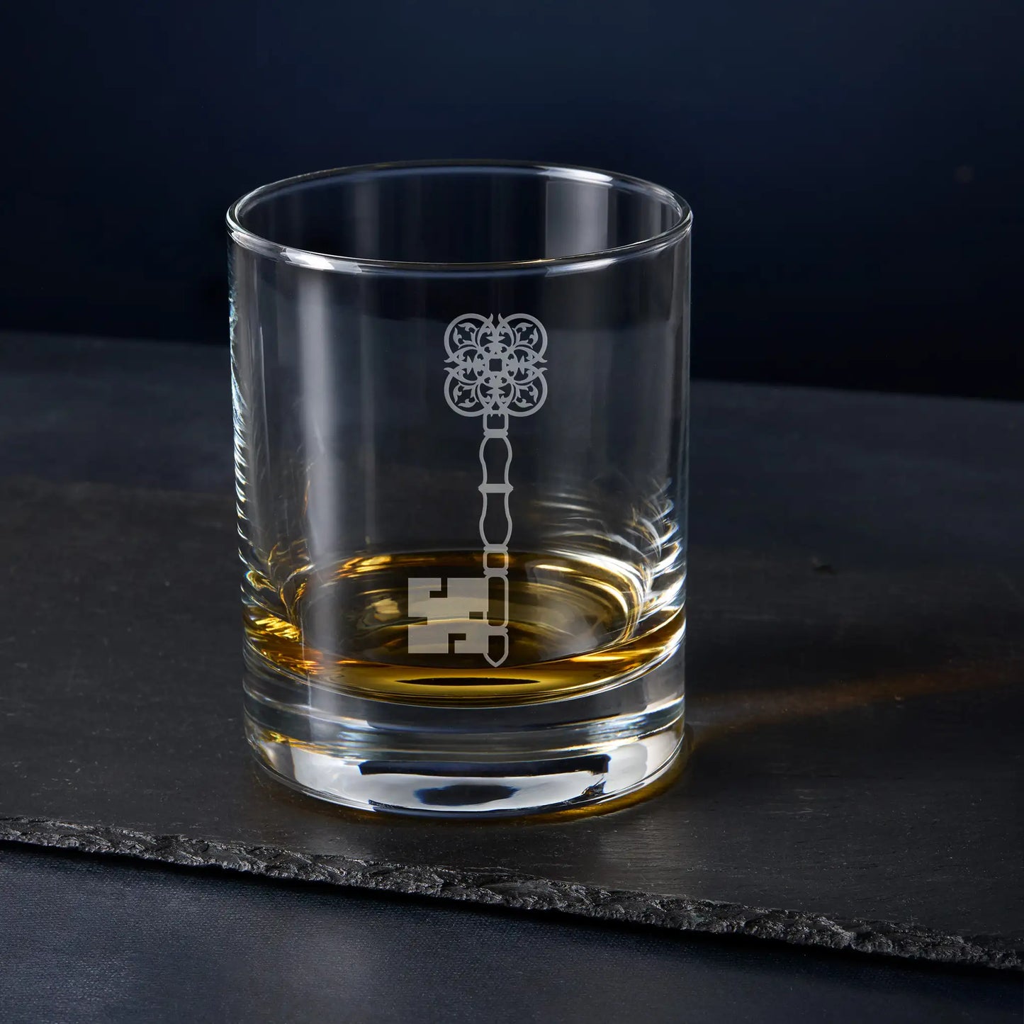 Whisky glass engraved with the Assistant Treasurer collar jewel, Scottish Constitution