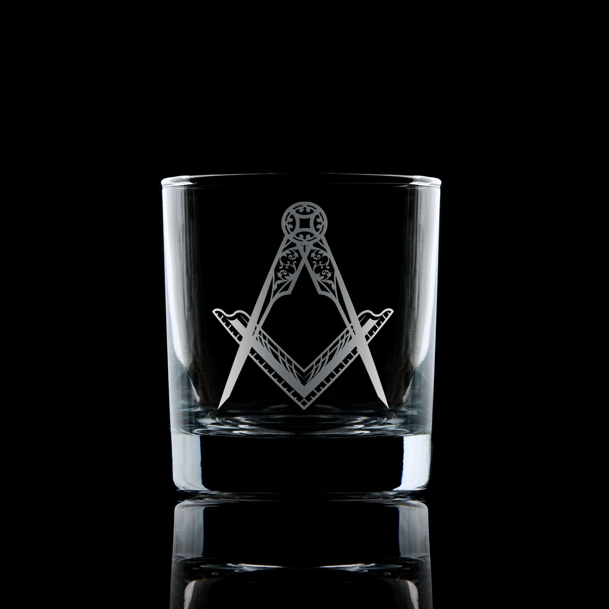 engraved whisky glass etched with masonic square and compass