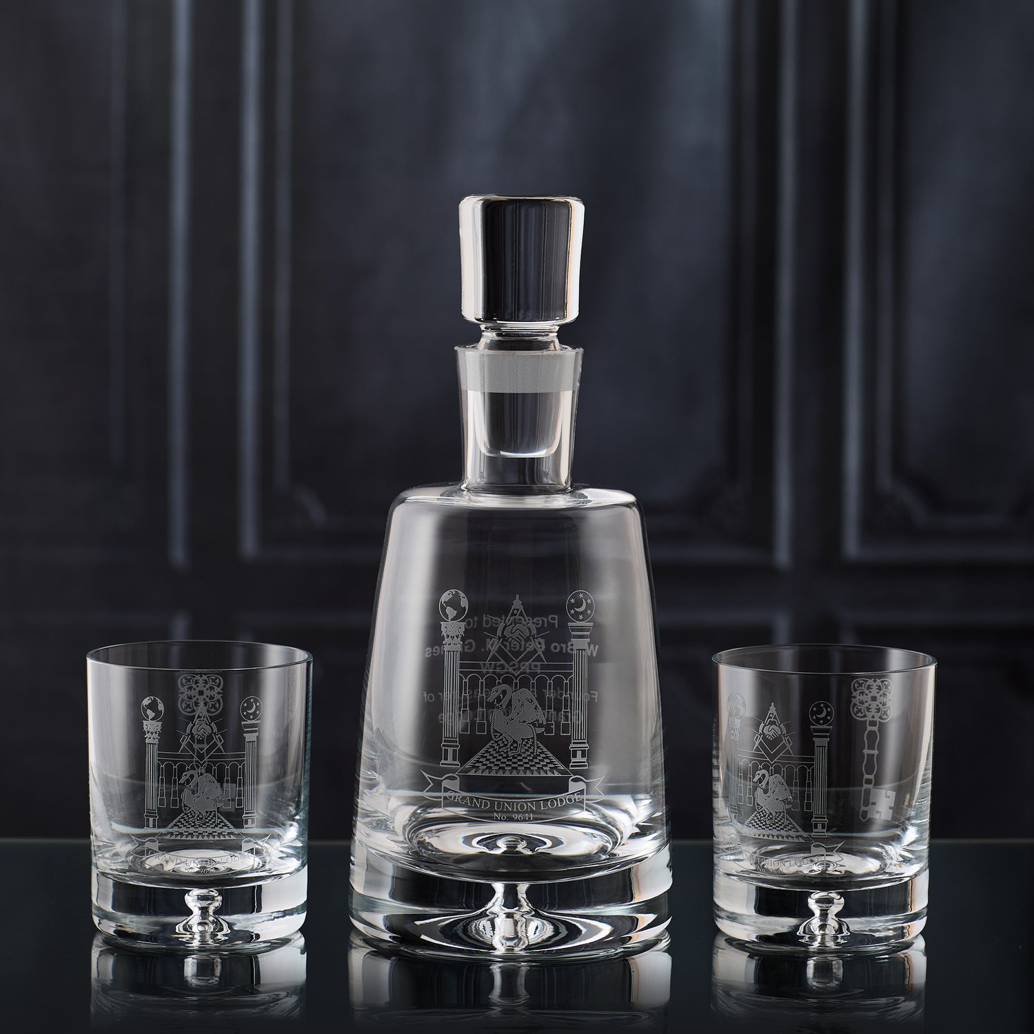 Engraved decanter and two whisky glasses with Masonic Lodge crest and personalised text