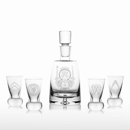 Set of four masonic firing glasses and matching luxury decanter engraved with masonic symbols, lodge details and square and compass deaigns