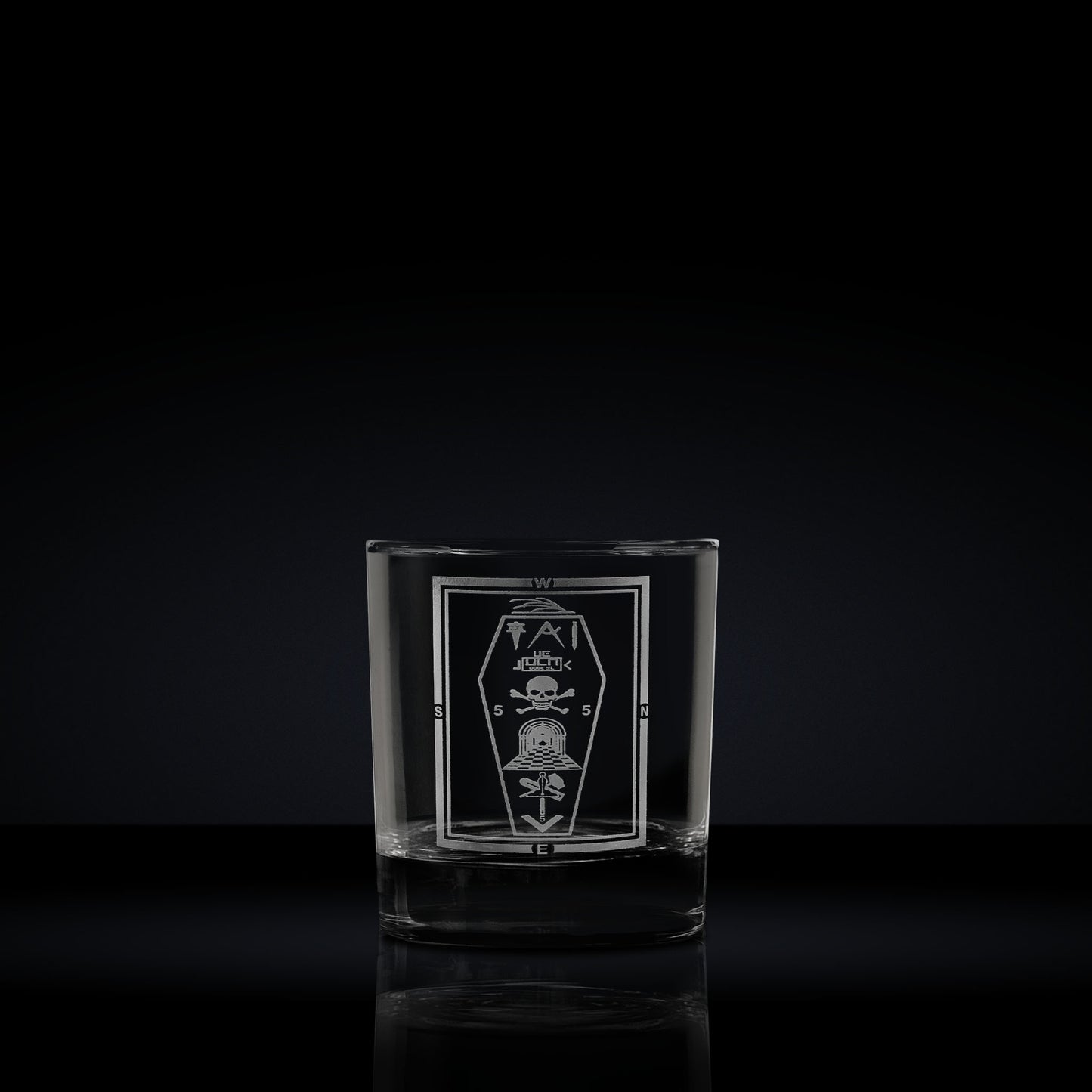 masonic whisky glass engraved with a master mason's 3rd degree tracng board