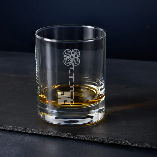 Masonic Treasurer whisky glass – English Constitution jewel engraving on black background