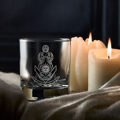 Masonic whisky glass engraved with the Scottish Constitution Right Worshipful Master Collar Jewel