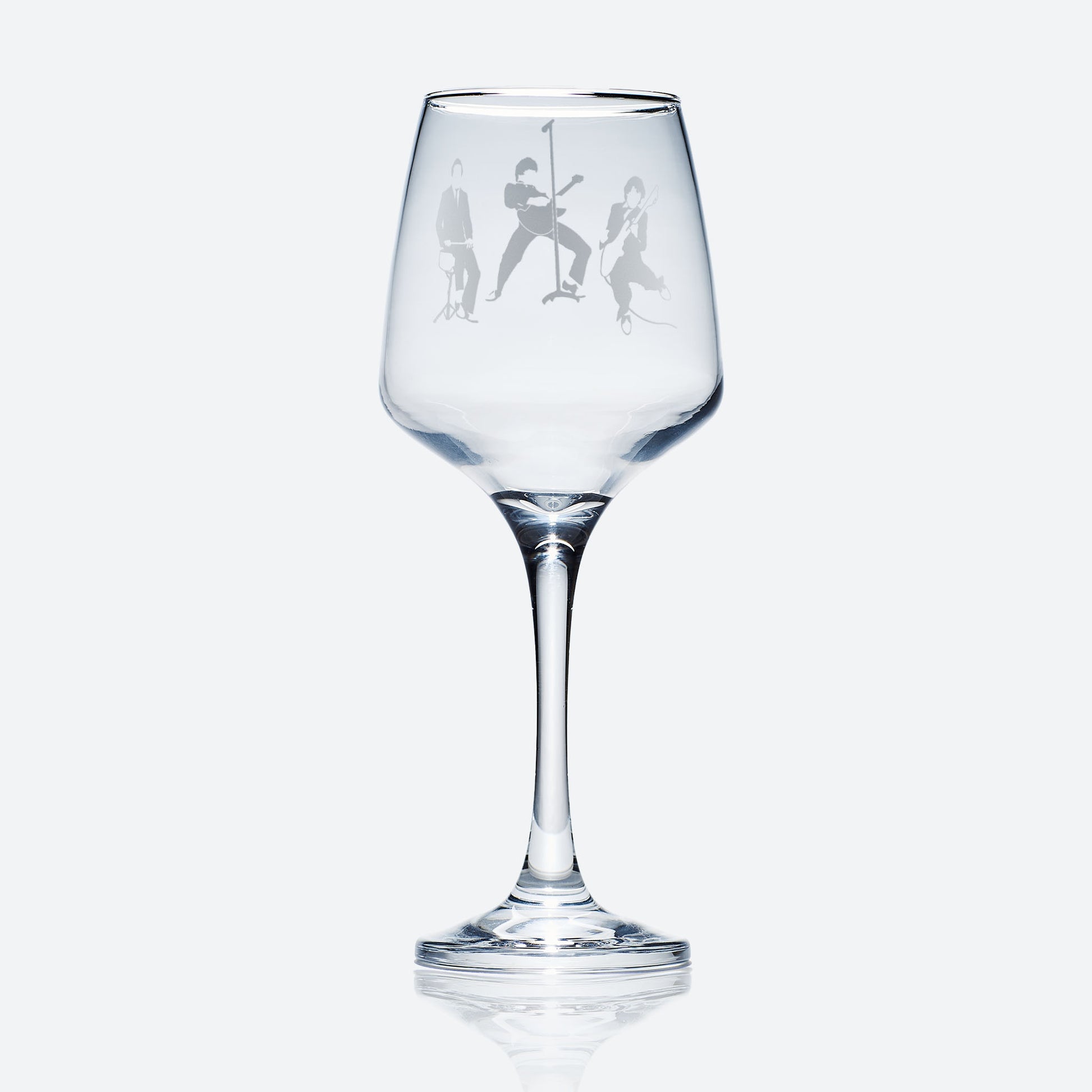 Engraved wine glass featuring a silhouette of a three-piece band – inspired by mod revival style, with guitar, bass, and drums