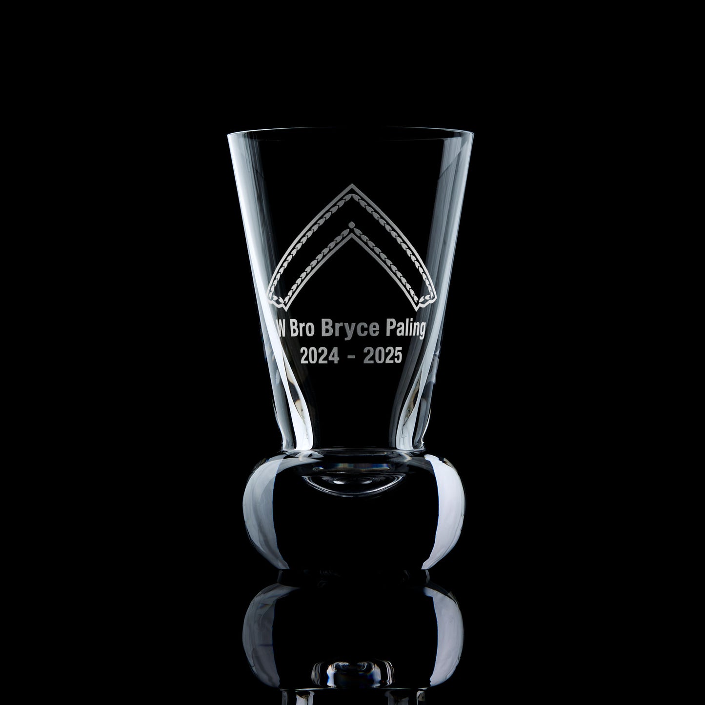 Personalised Worshipful Master collar jewel firing glass – engraved Masonic design on black backdrop