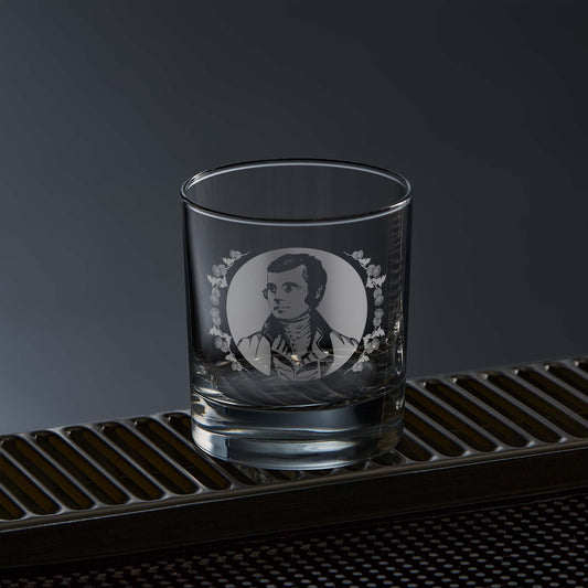 rabbie burns portrait and thistles engraved whisky rocks glass