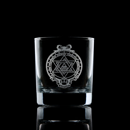 Freemasons Scottish Constitution Royal Arch Breast Jewel engraved whisky glass on a black background