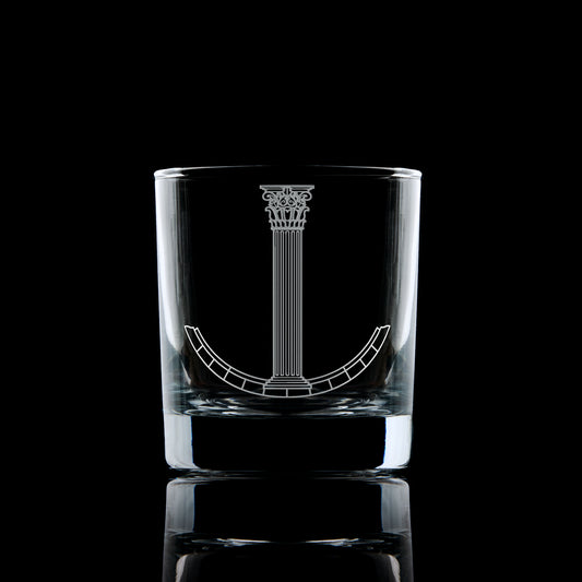 masonic whisky glass engraved with a scottish freemansory architect collar jewel