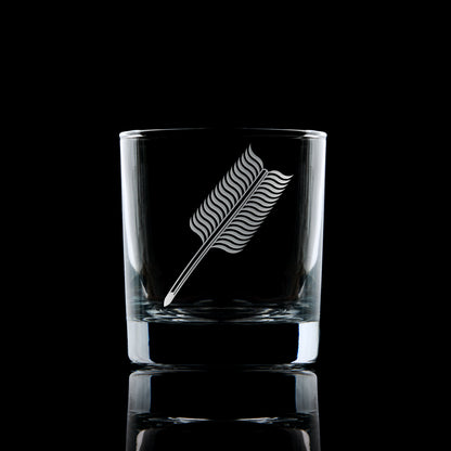 Engraved Masonic whisky glass – Assistant Secretary jewel – Scottish Constitution – black background