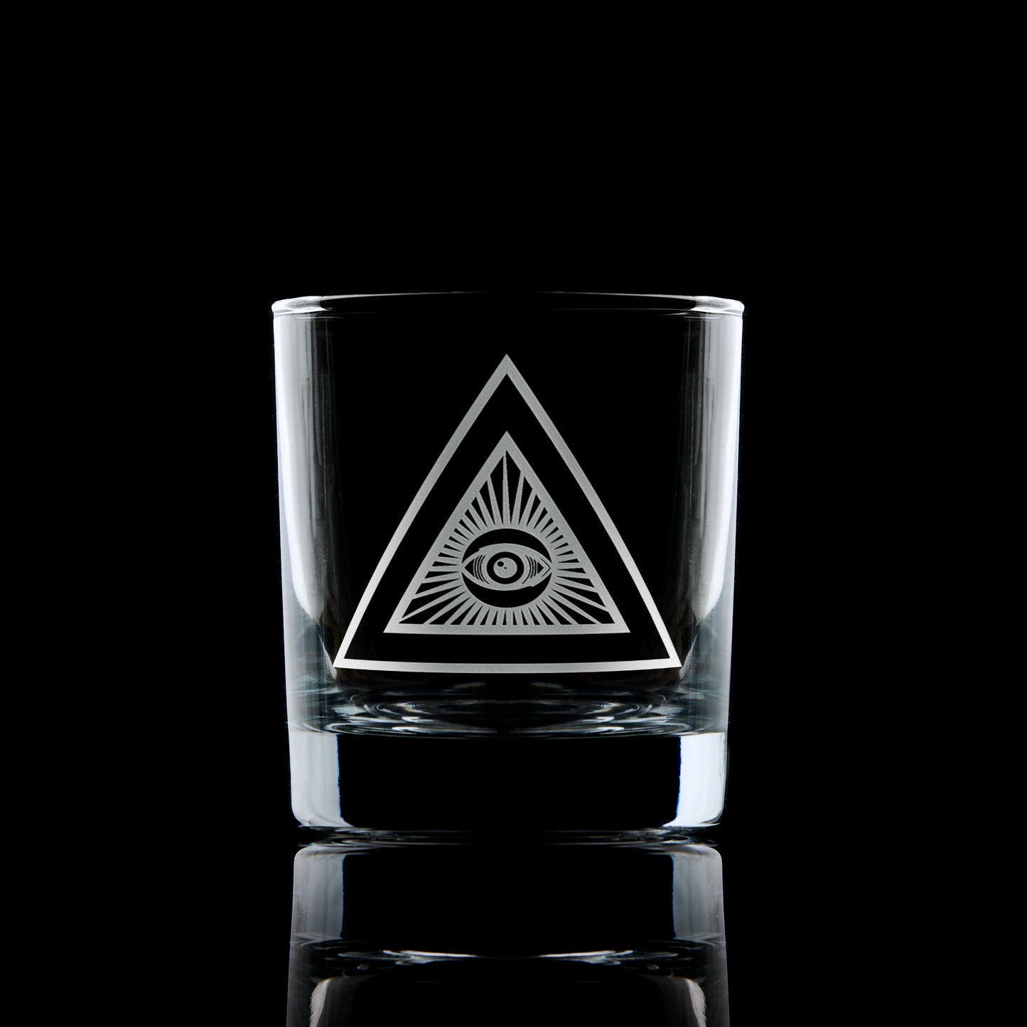 Masonic Chaplain whisky glass – Scottish Constitution – black background