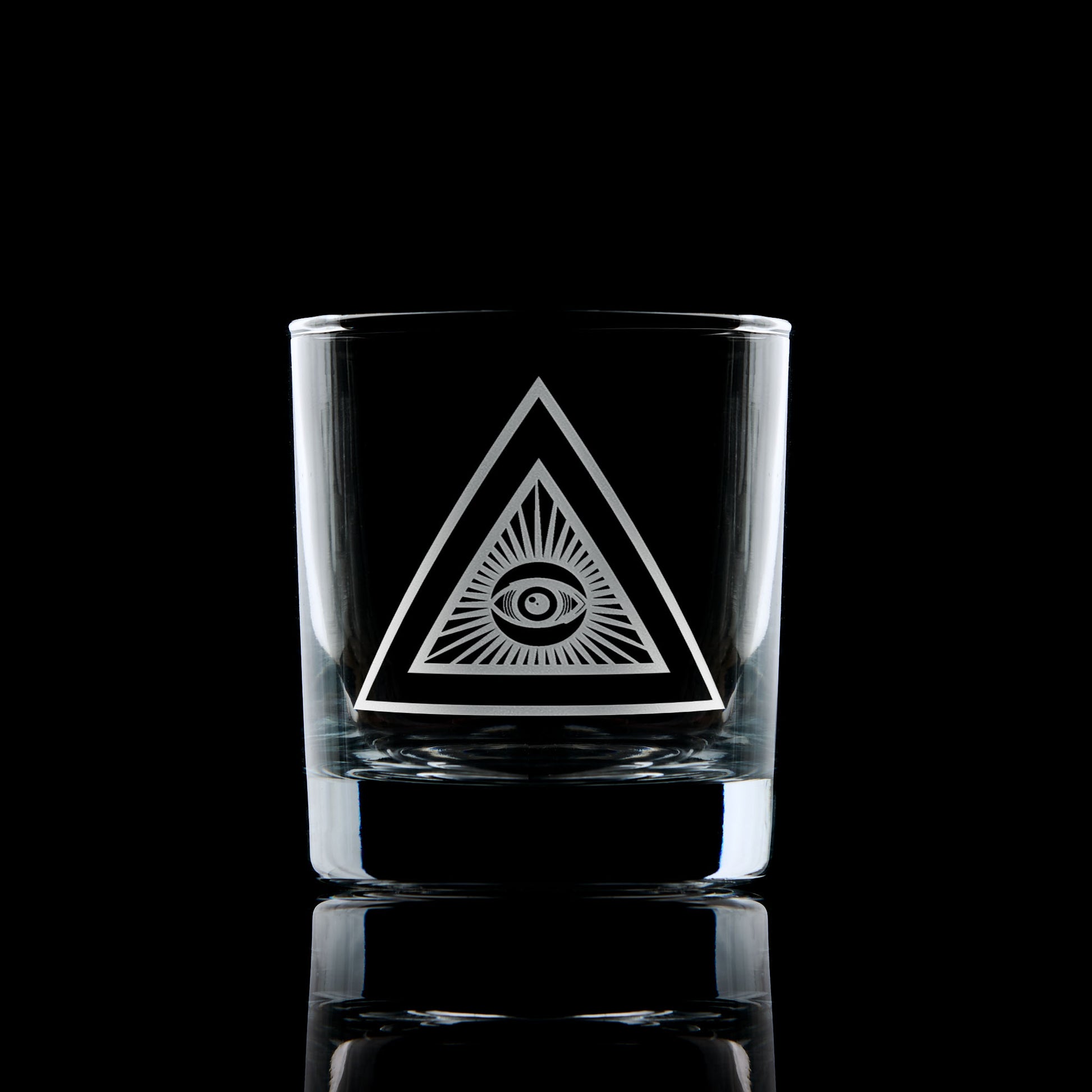 Masonic Chaplain whisky glass – Scottish Constitution – black background