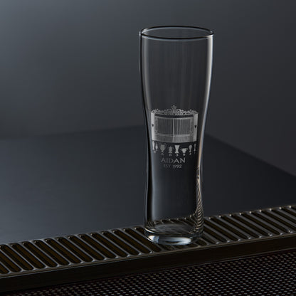 personalised tall pint glasss engraved with LFC's shankly gates