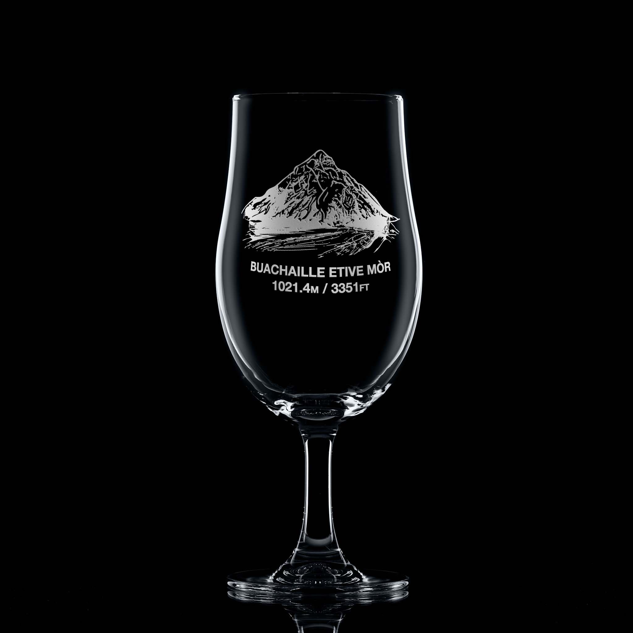 620ml stemmed beer glass engraved with Stob Dearg, Buachaille Etive Mor the mountain that sits between Glen Etive and Glen Coe