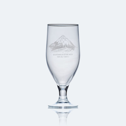 chalice style stemmed beer glass engraved with a scottish mountain in glencoe