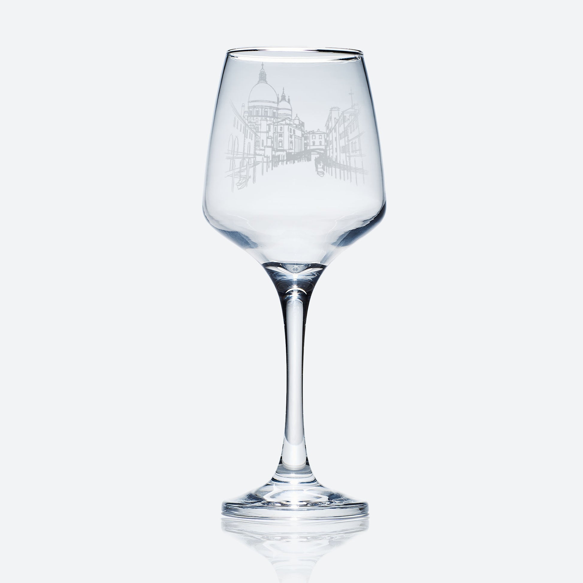 Venice skyline engraved wine glass. A perfect gift for travellers, honeymooners, or Italophiles.
