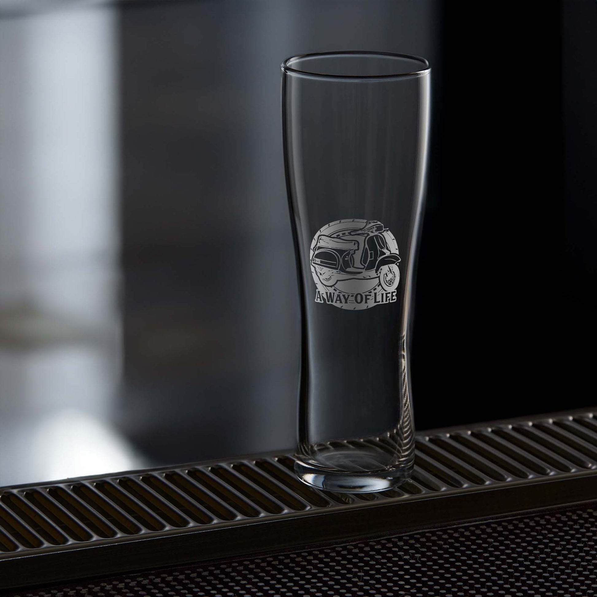 Tall pint glass engraved with a vespa T5 scooter