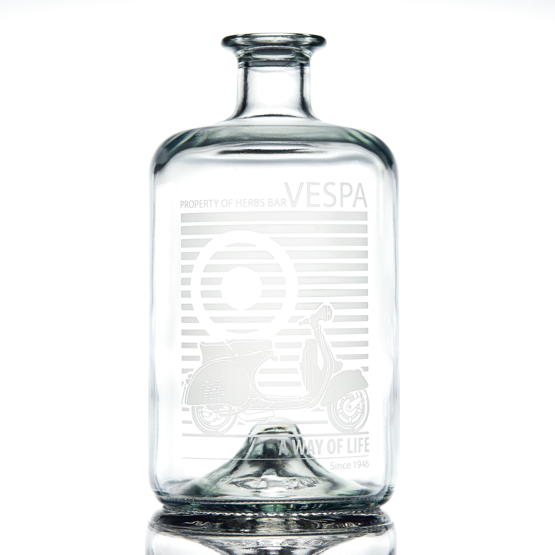 Personalised Vespa decanter engraved with gs150 scooter and mod target with text 